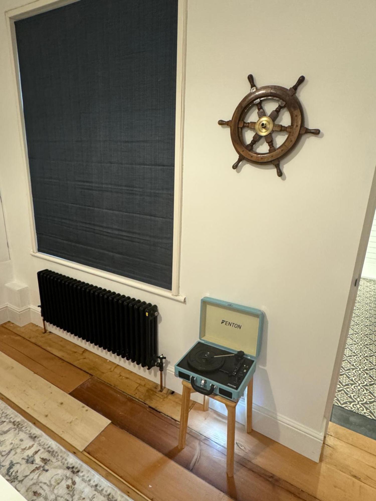 Mill Hill Guest House Каус Екстериор снимка